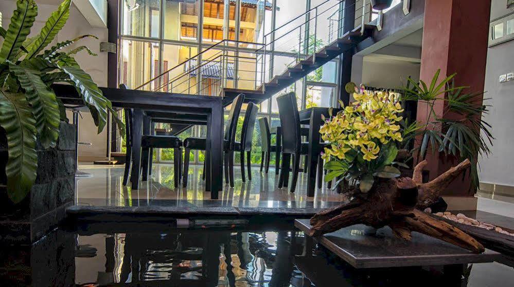 Oyo 437 Amali Residence Nugegoda Eksteriør bilde